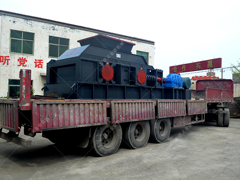 時產100噸瓜米石對輥制砂機多少錢? 時產100噸瓜米石對輥制砂機多少錢?