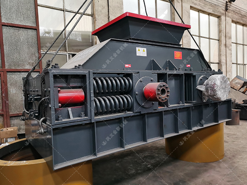 2PG1200x800型對輥破碎機發(fā)往湖北武漢