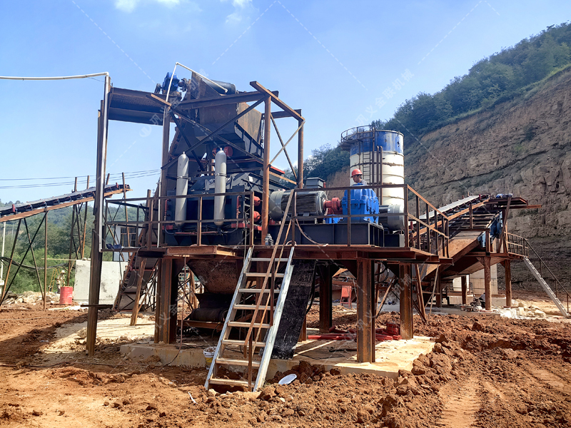 金聯機械生產的1510液壓對輥制砂機怎么樣？附現場案例