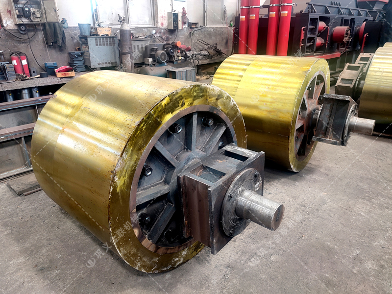 傳統制砂痛點頻出，液壓對輥制砂機提供怎樣的“一站式”解決方案？